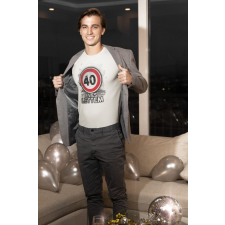  40 éves lettem fehér póló egyedi ajándék