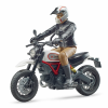  63051 Motorkerékpár Scrambler Ducati Desert Sled + figurája