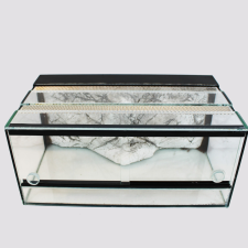  70 x 40 x 30 cm | Prémium minőségű terrárium | 3D sziklaháttérrel terrárium, vivárium