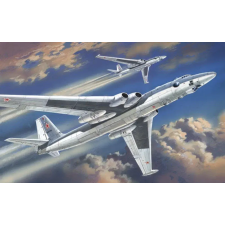  Amodel Myasishchev 3M Bison 1:72 (AMO72008) makett