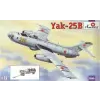  Amodel Yakovlev Yak-25B Soviet bomber 1:72 (AMO72185)