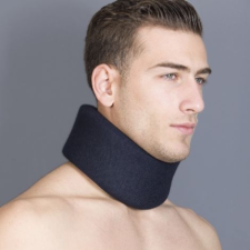 ANATOMIC HELP Nyakmerevítő, S méret, 7 cm magas, GYAH0550SH gyógyászati segédeszköz