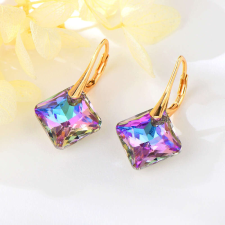 Arannyal bevont négyzet fülbevaló színjátszó lila Swarovski kristállyal (0181) fülbevaló