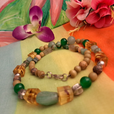  Art deco Borostyán és Jáde gyöngysor. nyaklánc