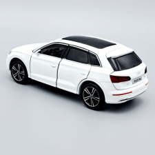 Audi Q5 1:32 Fehér Tayumo autópálya és játékautó