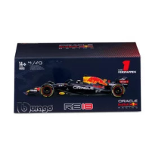  Bburago 1/43 versenyautó - Red Bull versenyautó RB18(with helmet) autópálya és játékautó