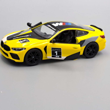  BMW M8 Competition Coupe mintás fehér makett