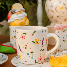 Bögre Manufaktúra Apró virágos bögre bögrék, csészék