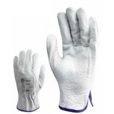  BŐRKESZTYŰ, SZÜRKE SZÍNBŐR BIVALY/HASÍTÉK KÉZHÁT (8)