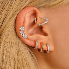  Csillogó virág fülbevaló szett arany színben ékszer szett