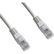 Datacom Patch kábel UTP CAT5E 1,5 m fehér kábel és adapter