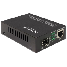 DELOCK PoE+ média átalakító 10/100/1000Base-T - SFP-re (86180) (del86180) kábel és adapter