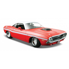Dodge Challenger piros 1970 modellautó 1/24 méretarányban autópálya és játékautó