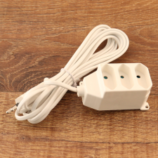 EverFlourish Hungary Kft. Hármas elosztó rögzíthető, 3 méteres hosszabbító, elosztó