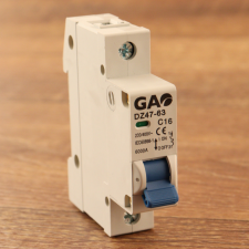 EverFlourish Hungary Kft. Kismegszakító 1P C 16A 4,5kA villanyszerelés