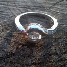  Ezüst gyűrű - fehér cirkónia kővel - 58 gyűrű