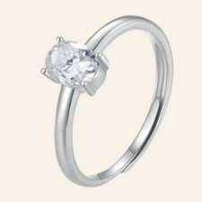  Ezüst gyűrű moissanit kristállyal, 8-as méret gyűrű