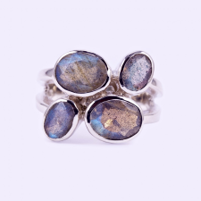  Ezüst labradorit köves gyűrű "4" gyűrű