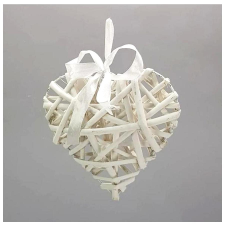Fehér vessző sziv fém vázon, 19 cm dekorációs kellék