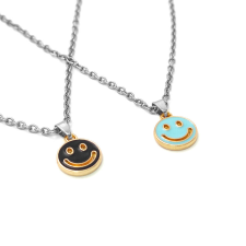  Fekete és kék smiley medál ezüst színű lánccal, 2 db nyaklánc