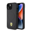 Ferrari Carbon Metal Logo iPhone 15 / 14 / 13 MagSafe kompatibilis kemény hátlap tok, fekete FEHMP15SPTEK