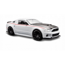 Ford Mustang Street Racer 1/24 modell autó fehér autópálya és játékautó