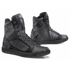Forma Motoros cipő Forma Hyper WP fekete motoros csizma