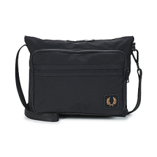 Fred Perry Kistáskák NYLON BADGE CROSSBODY BAG Fekete Egy méret kézitáska és bőrönd