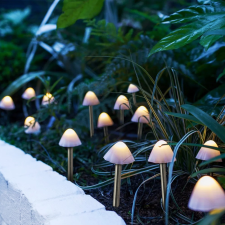 Garden Of Eden LED-es szolár lámpa - 12 db mini gomba - melegfehér - 24 cm x 4 m 11243 kültéri világítás