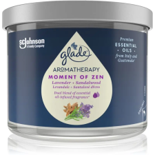 GLADE Aromatherapy Moment of Zen illatgyertya Lavender + Sandalwood 260 g gyertya