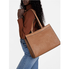 Guess GUESS Mariam nagy női táska, barna színben kézitáska és bőrönd