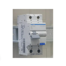Hager AD806J Áramvédős kismegszakító 1P+N, B-6A, 30mA, 4,5kA, AC villanyszerelés
