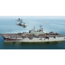 HobbyBoss 1/700 USS Essex LHD-2 katonai rohamhajó modell makett