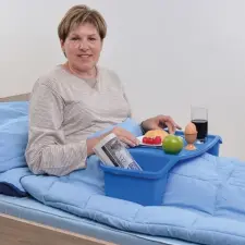  HUMAGOR műanyag ágyasztal EXTRA gyógyászati segédeszköz