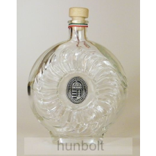 Hunbolt Boros/pálinkás üvegkulacs ón koszorús címerrel 0,5 l ajándéktárgy