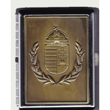 Hunbolt Cigarettatartó koszorús címeres sárgaréz betéttel, 20 szálas ajándéktárgy