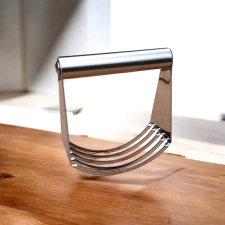  Íves kézi tészta aprító, dagasztó, fém,  10 x 11.5 cm sütés és főzés