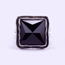  Izraeli ezüst csiszolt ónix köves gyűrű "nagy.négyzet" gyűrű