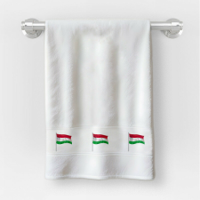 Kéztörlő 35x70 cm méretben Ovis jellel Zászló mintával lakástextília