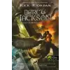 Könyvmolyképző Kiadó Kft Az utolsó olimposzi - puhatábla | Rick Riordan