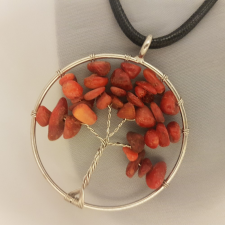  Korall kézműves életfa 5 cm-es nyaklánc
