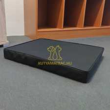  Kutyamatrac extrém erős, vízálló fekete huzattal. Sz:44 cm - H:54 cm szállítóbox, fekhely kutyáknak