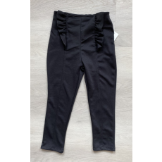  Lány fekete nadrág