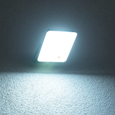 Ledvance Gmbh Ledvance LED reflektor mozgásérzékelővel, extra hidegfehér, 30 W (Essential Floodlights) kültéri világítás