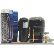  LÉGHŰTÉSŰ KONDENZÁLÓEGYSÉG AV6181GK beépíthető gépek kiegészítői