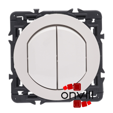 LEGRAND CF2X067002Ip-K, Céliane Csillárkapcsoló, 10 AX, IP44, Körmös, Fehér világítási kellék