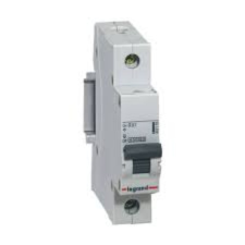 LEGRAND kismegszakító 1P C 13A 10kA TX3 (404170) villanyszerelés