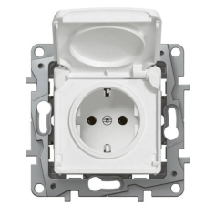 LEGRAND Niloé fehér 2P+F GYV IP44 csatlakozóaljzat biztonsági zsaluval, 764531 Legrand villanyszerelés
