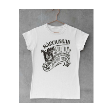  márciusban születtem de egész évben szeretek piálni női póló - egyedi mintás, 12 szín, S-2XL