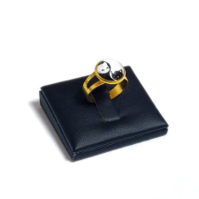 Maria King Yin-yang cicás üveglencsés gyűrű, választható arany és ezüst színben gyűrű